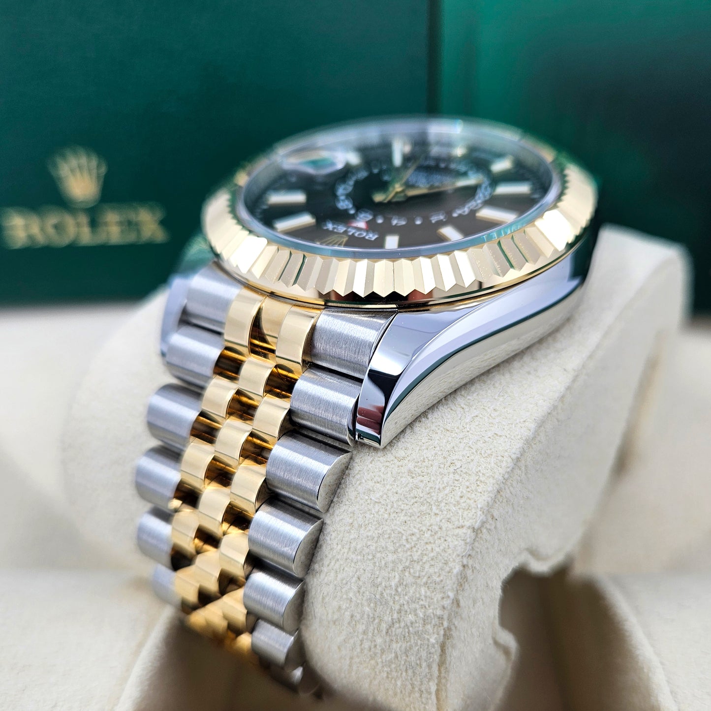 Rolex Sky-Dweller, 42mm, Oystersteel and 18k Yellow Gold, Black, Jubilee, Ref# 336933-0004