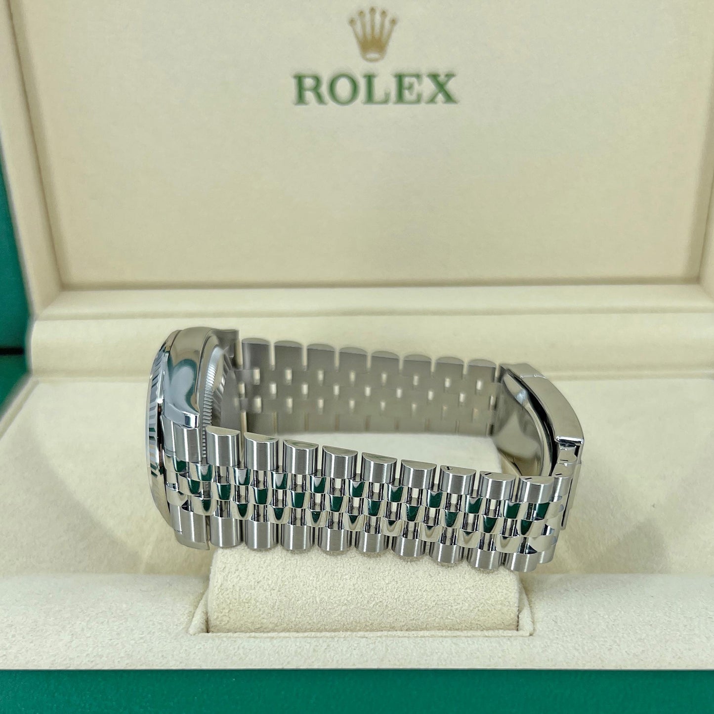 Rolex Datejust 36mm, Oystersteel and 18k White Gold, Ref# 126234-0051