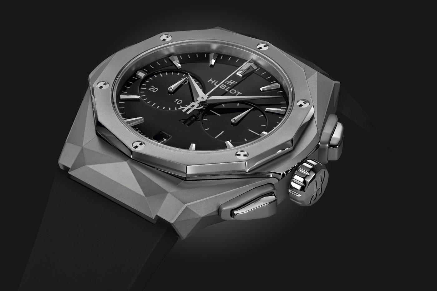 Hublot Classic Fusion Chronograph Orlinkski Titanium, 41mm, Ref# 549.NI.1270.RX.ORL23, Side