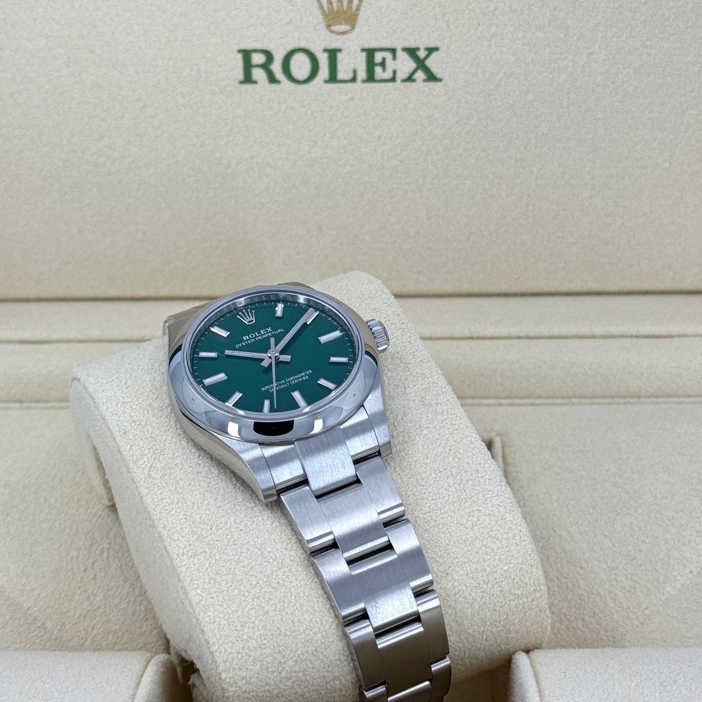 Rolex Oyster Perpetual Oystersteel Ref# 277200-0006