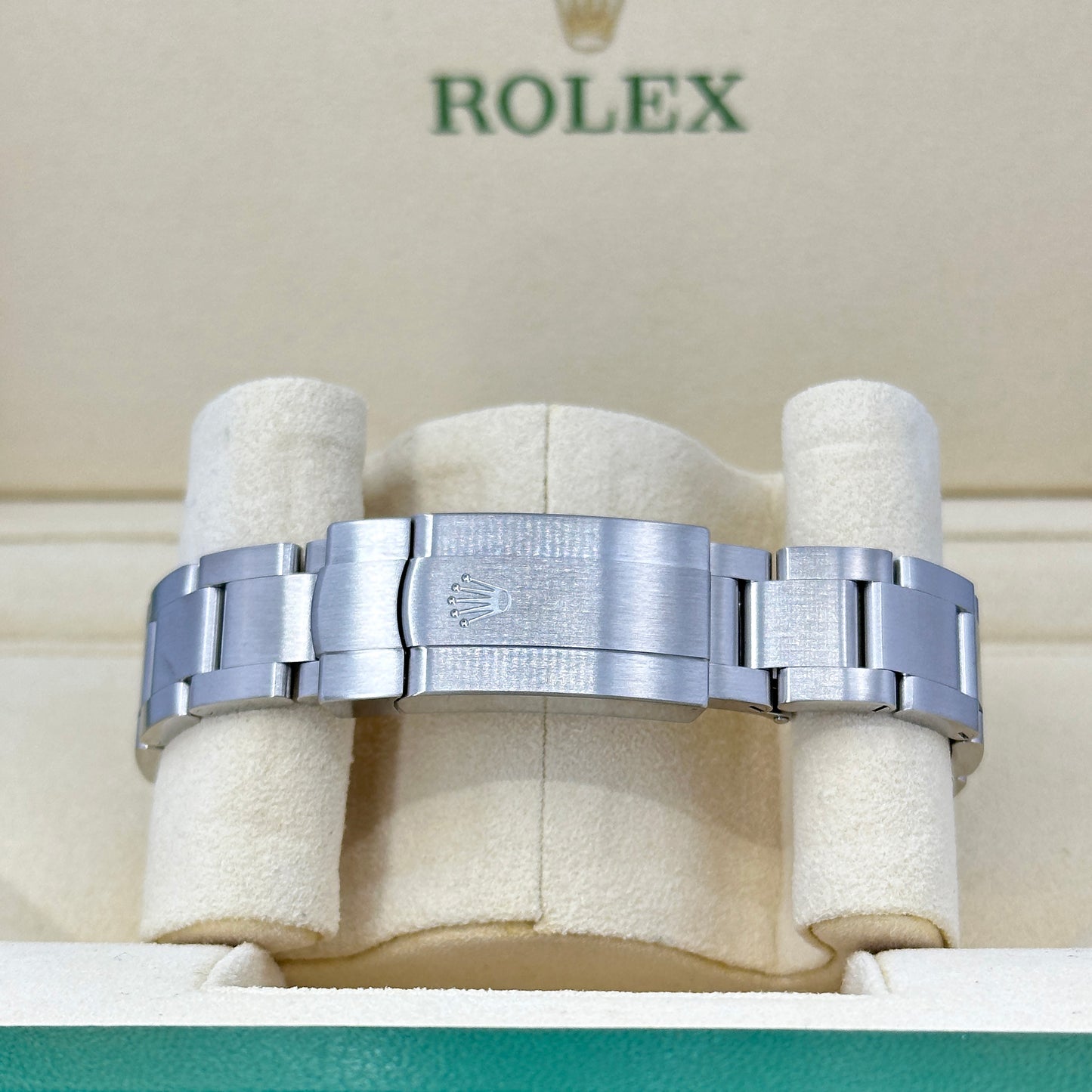 Rolex Lady-Datejust 28, Oystersteel and 18k White Gold, Ref# 279174-0017