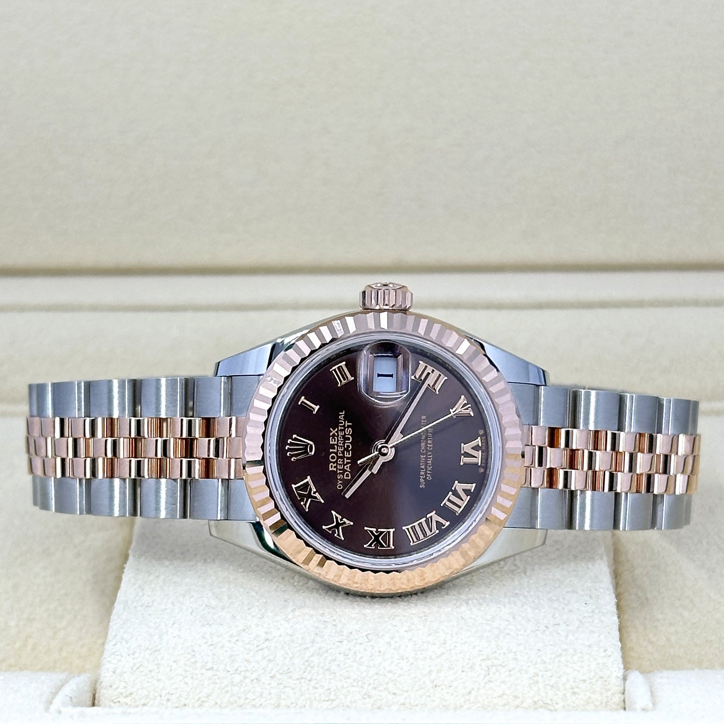 Rolex Lady-Datejust 28, Oystersteel and 18k Everose Gold, Ref# 279171-0009