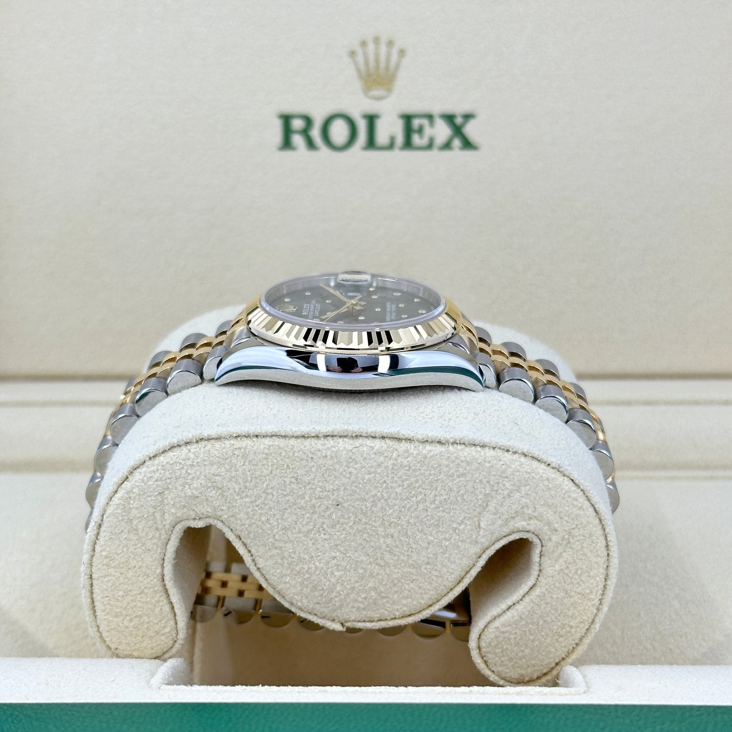 Rolex Datejust 31mm, Oystersteel and 18k Yellow Gold and Diamonds, Ref# 278273-0032