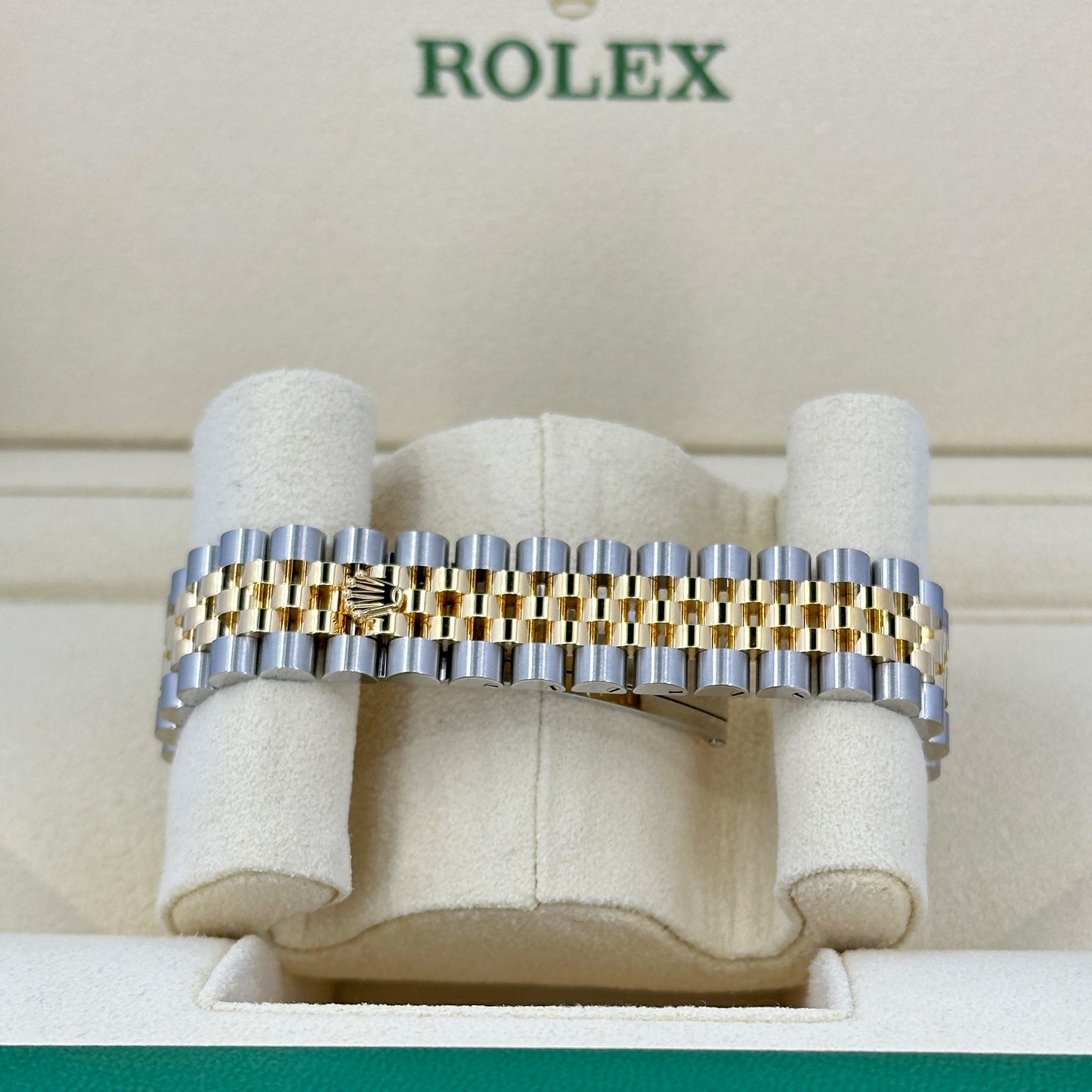 Rolex Datejust 31mm, Oystersteel and 18k Yellow Gold and Diamonds, Ref# 278273-0032