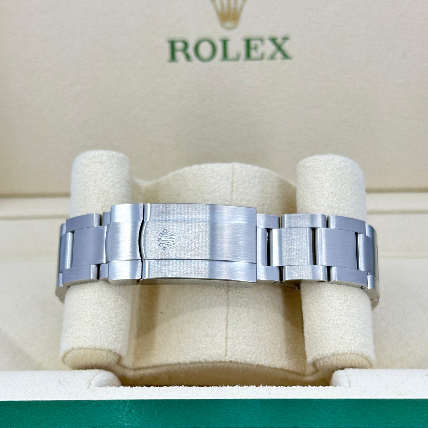 Rolex Oyster Perpetual, Stainless Steel, 36mm, Ref# 126000-0001