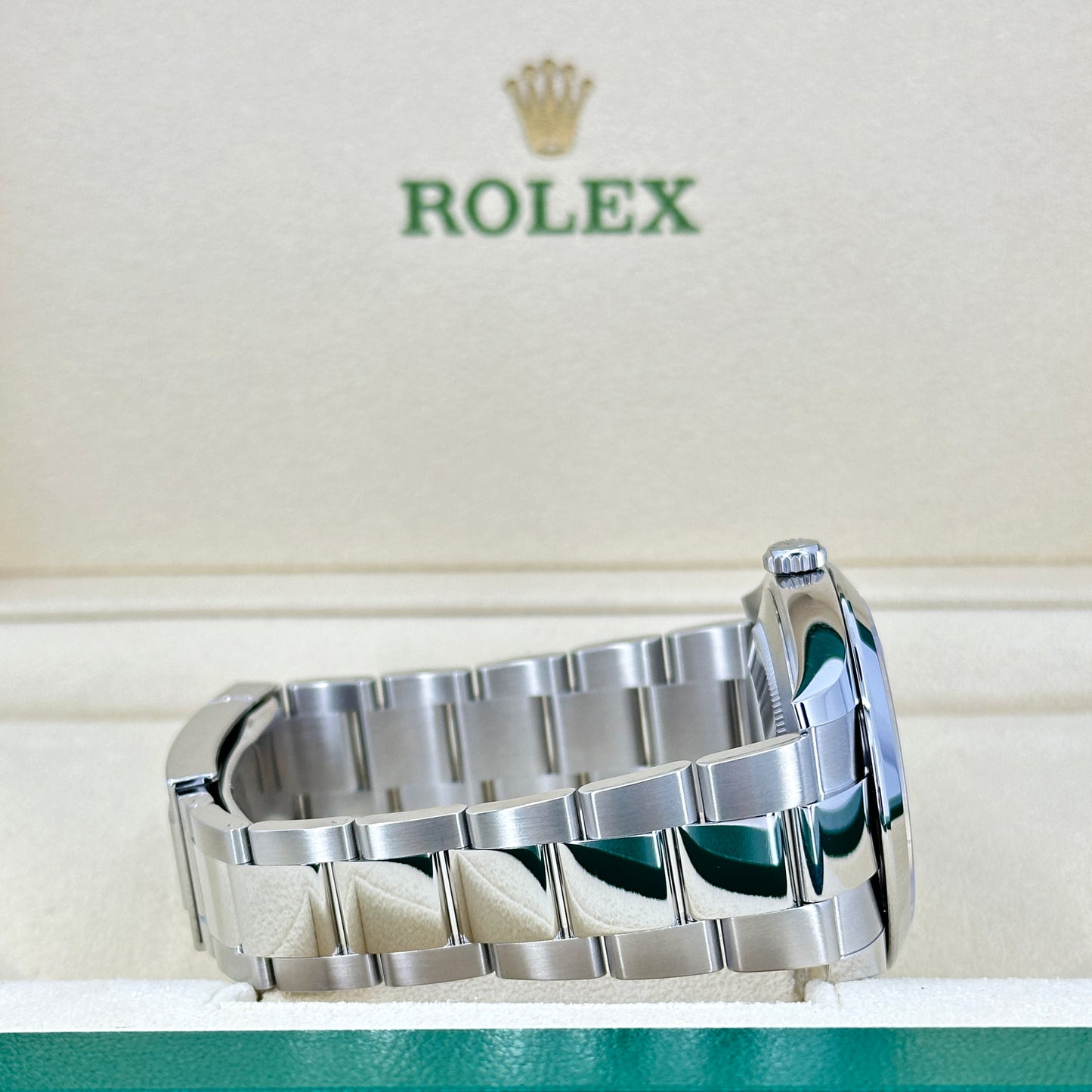 Rolex Datejust 41 Oystersteel Ref# 126300-0013