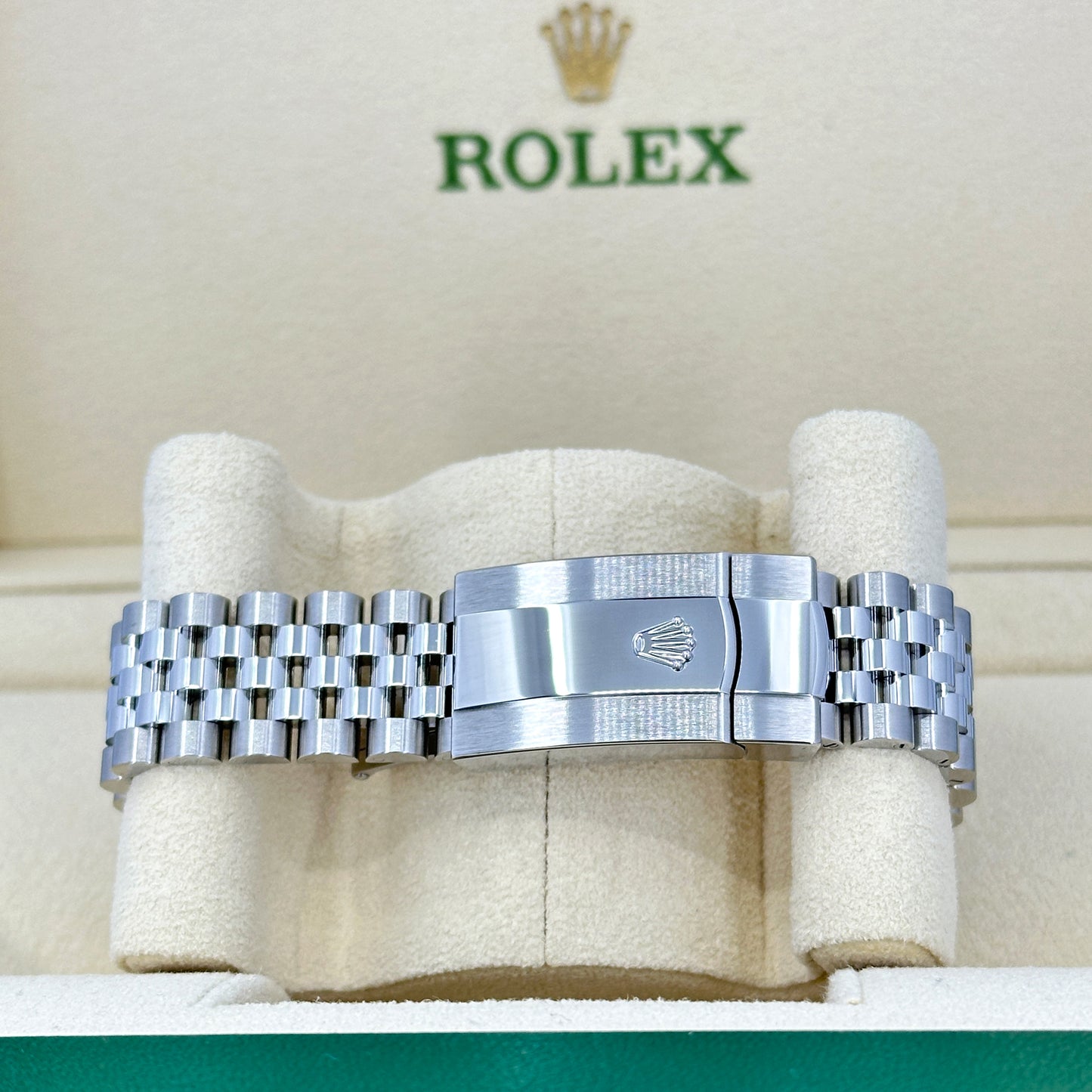 Rolex Datejust 41, Oystersteel, 41mm, Jubilee, Ref# 126300-0002