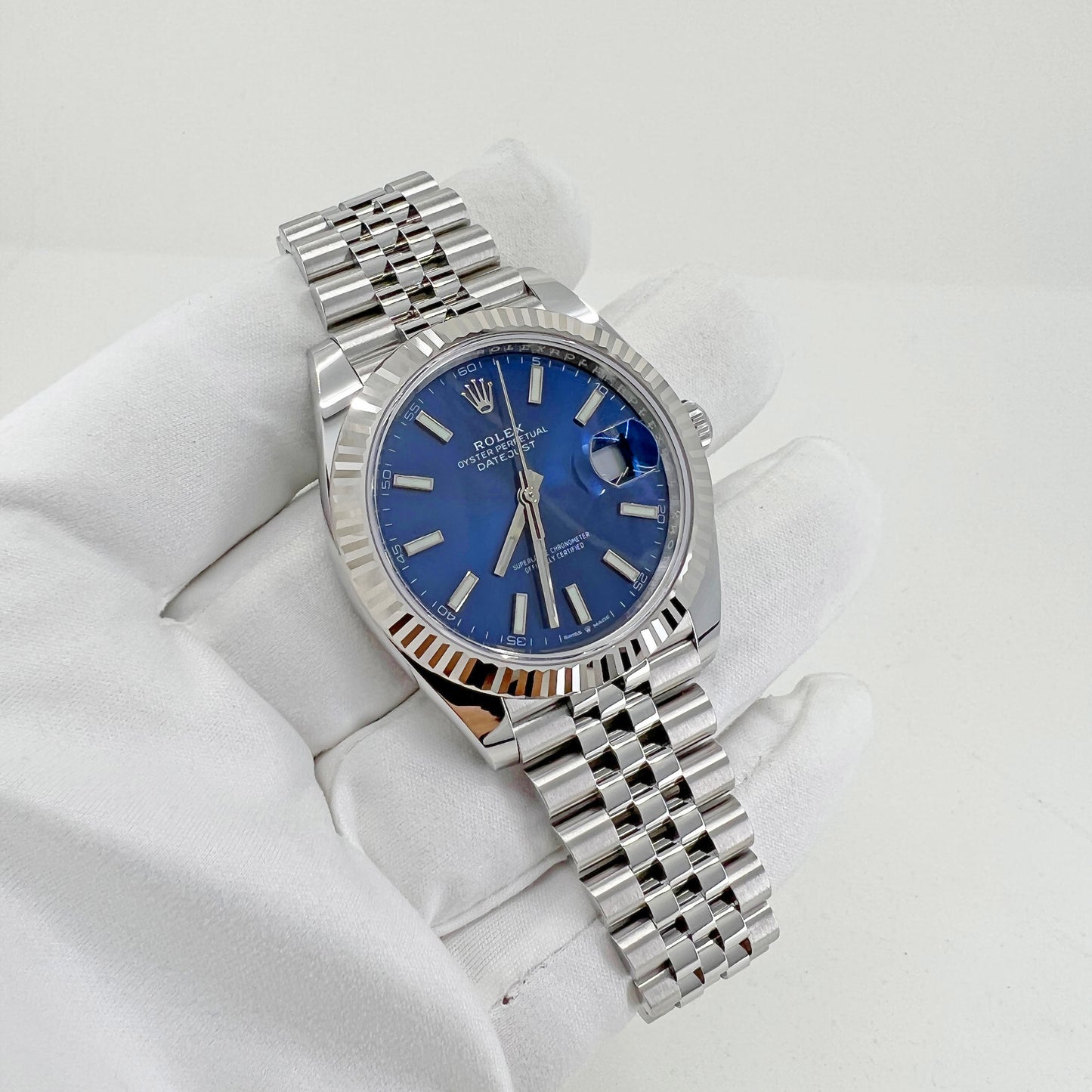 Rolex Datejust 41, Oystersteel and 18k White Gold, Blue Dial, 41mm, Fluted, Jubilee, Ref#126334-0002