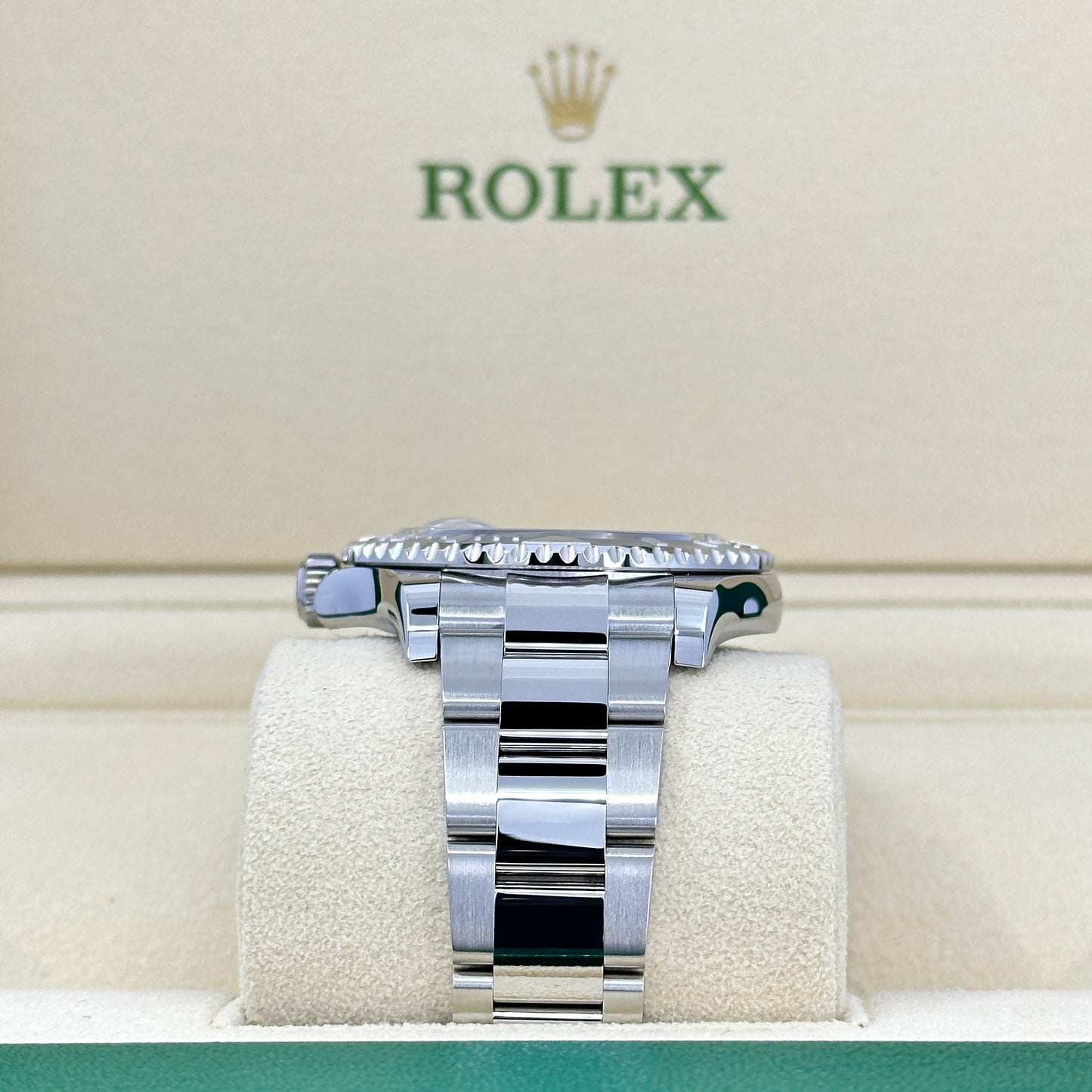 Rolex Yacht-Master 40, Oystersteel and platinum, 40mm, Ref# 126622-0002