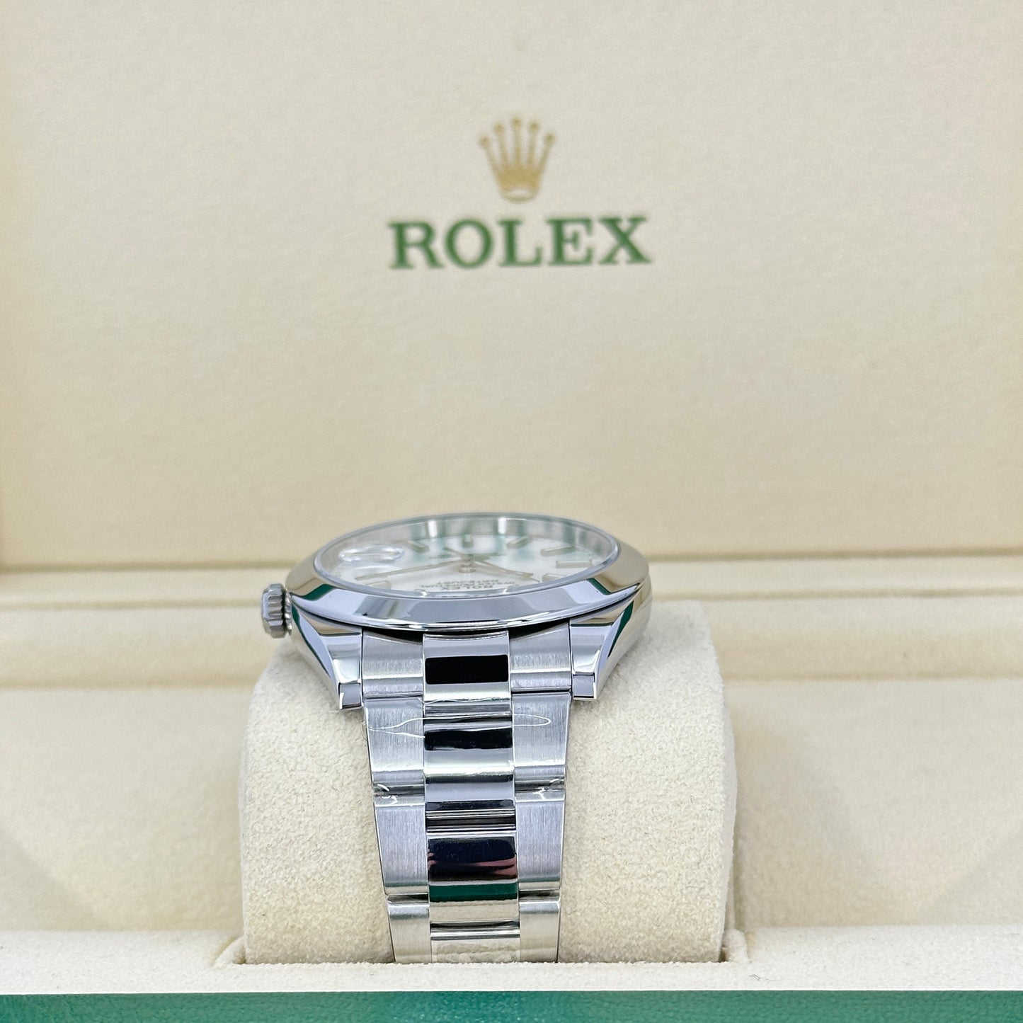 Rolex Datejust 41, Stainless Steel, 41mm, Ref# 126300-0005