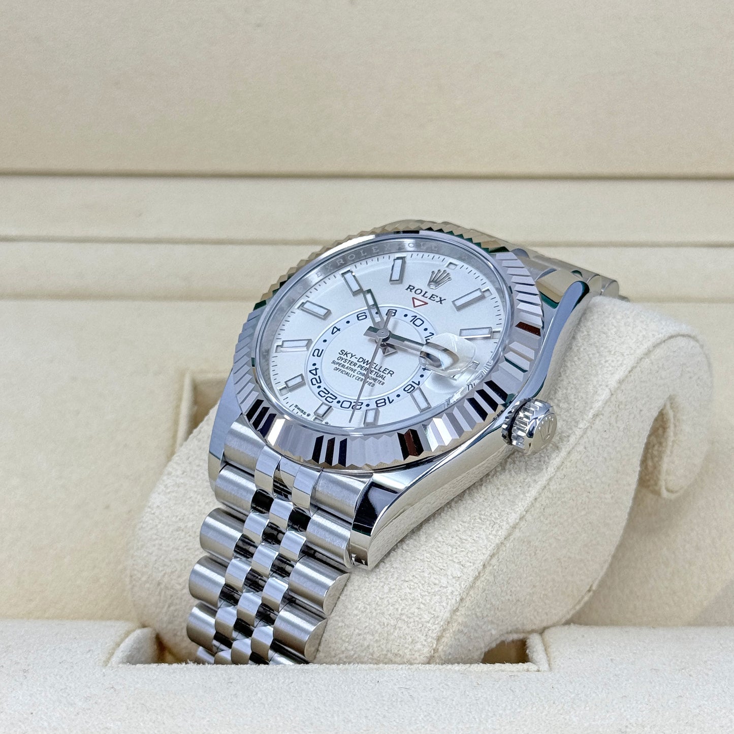 Rolex Sky-Dweller, 42mm, Oystersteel and 18k White Gold, White, Jubilee, Ref# 336934-0004