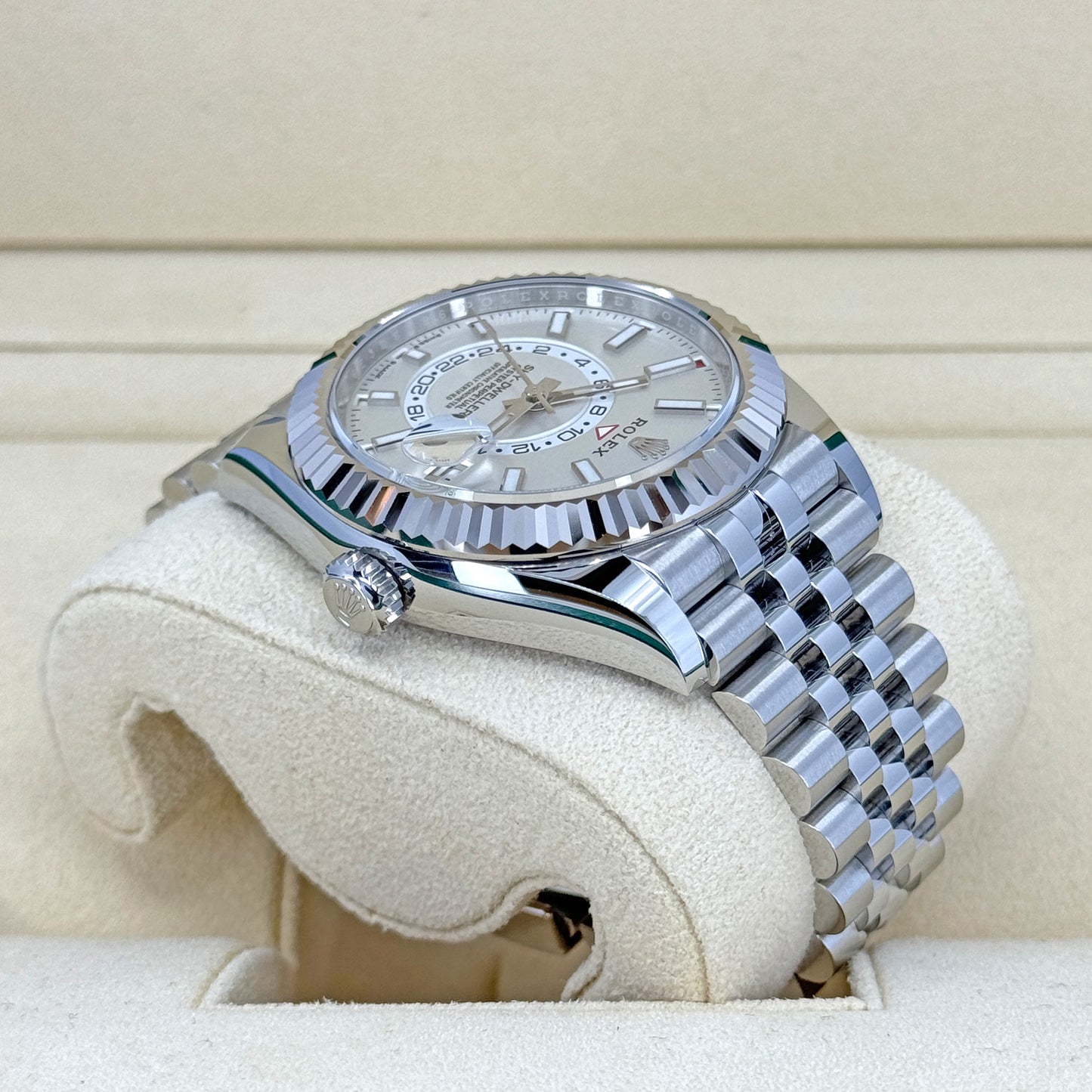 Rolex Sky-Dweller, 42mm, Oystersteel and 18k White Gold, White, Jubilee, Ref# 336934-0004