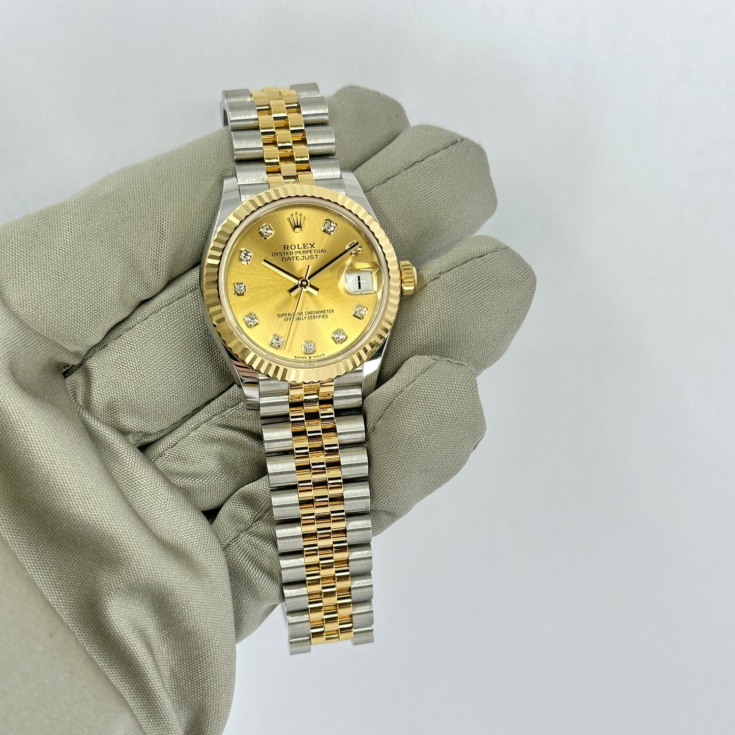 Rolex Datejust 31, Oystersteel and 18k Yellow Gold, Ref# 278273-0026