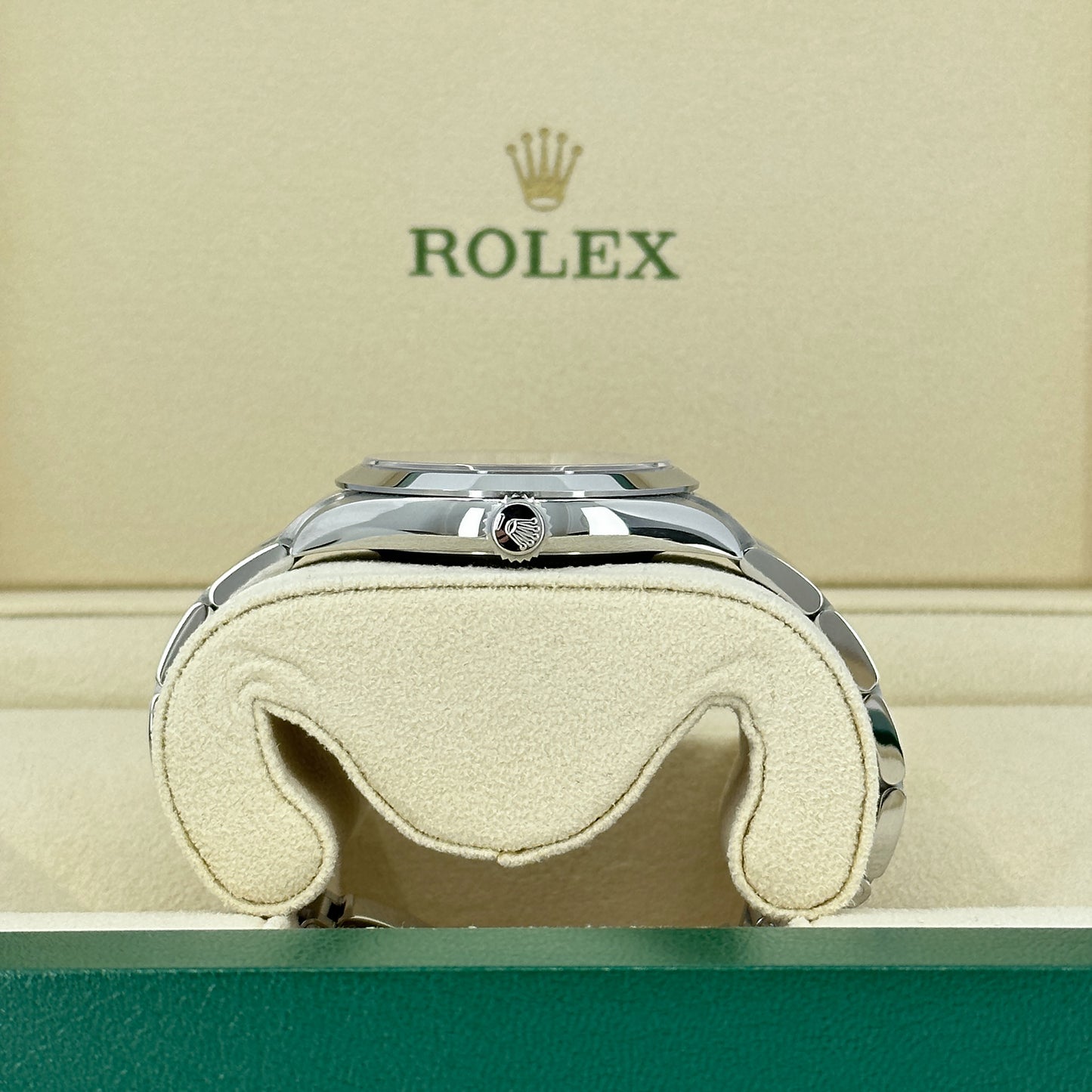 Rolex Explorer 40, Oystersteel, 40mm, Ref# 224270-0001