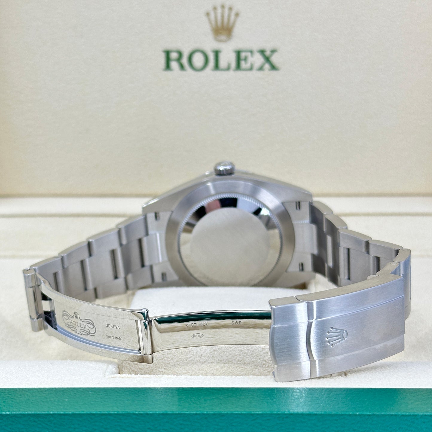 Rolex Oyster Perpetual No Date, Oysterteel, 41mm, Ref# 124300-0002
