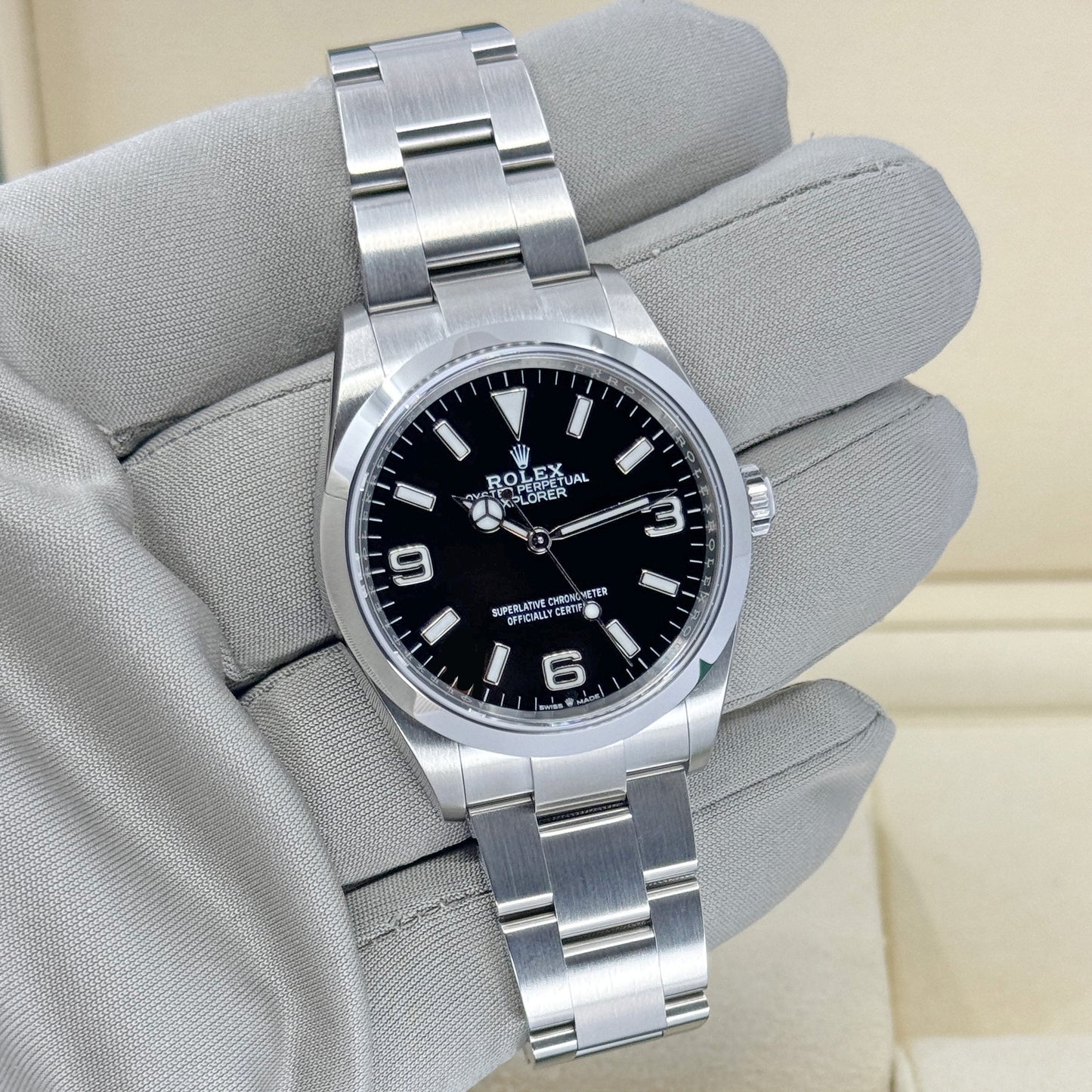 Rolex Explorer 36 mm Oystersteel Ref# 124270-0001