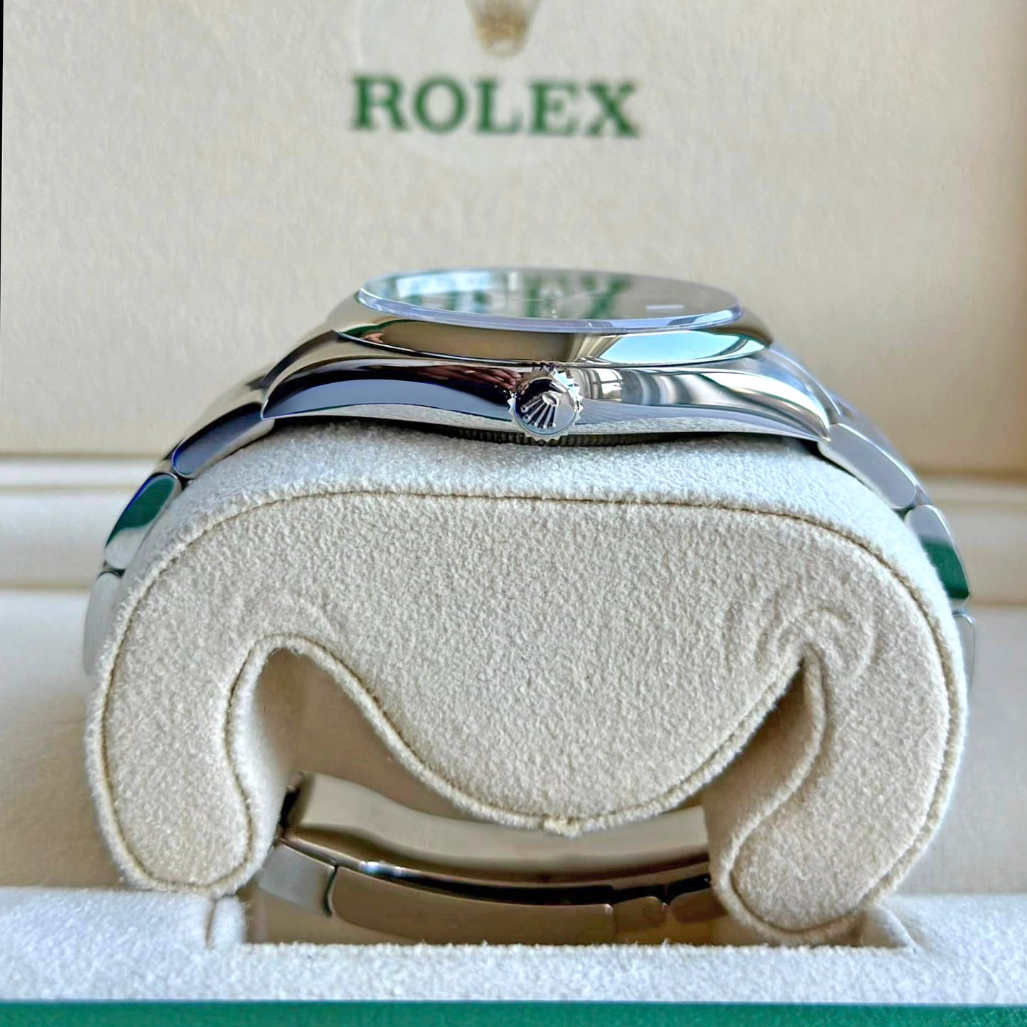 Rolex Oyster Perpetual 41, Oystersteel, 41mm, Turquoise Celebration Motif Dial, Ref# 124300-0008