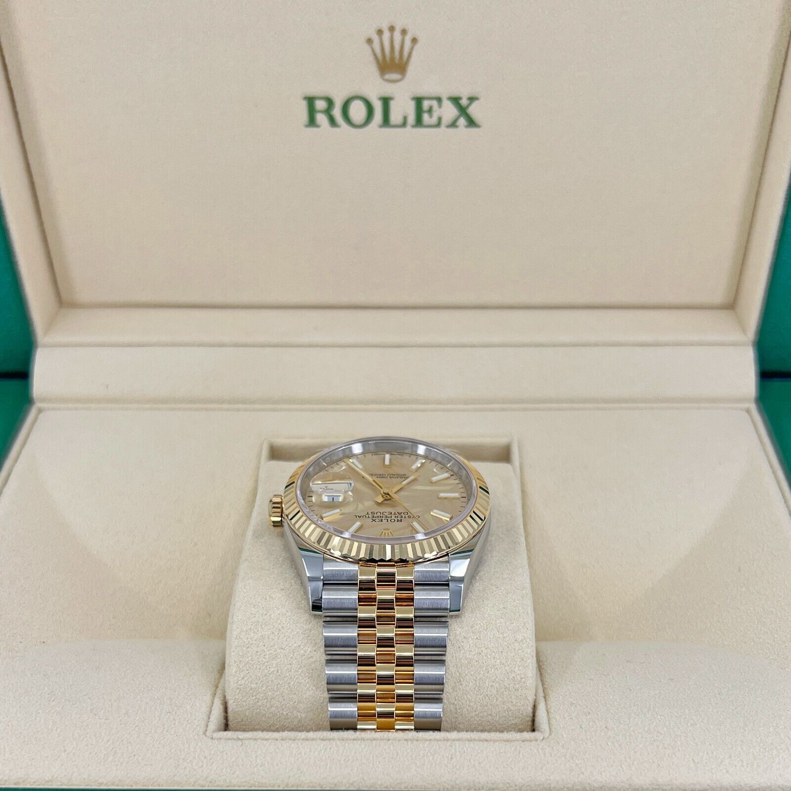 Rolex Datejust 36, 18k Yellow Gold and Stainless Steel, 36mm, Golden, palm motif dial, Ref# 126233-0037, Side 1