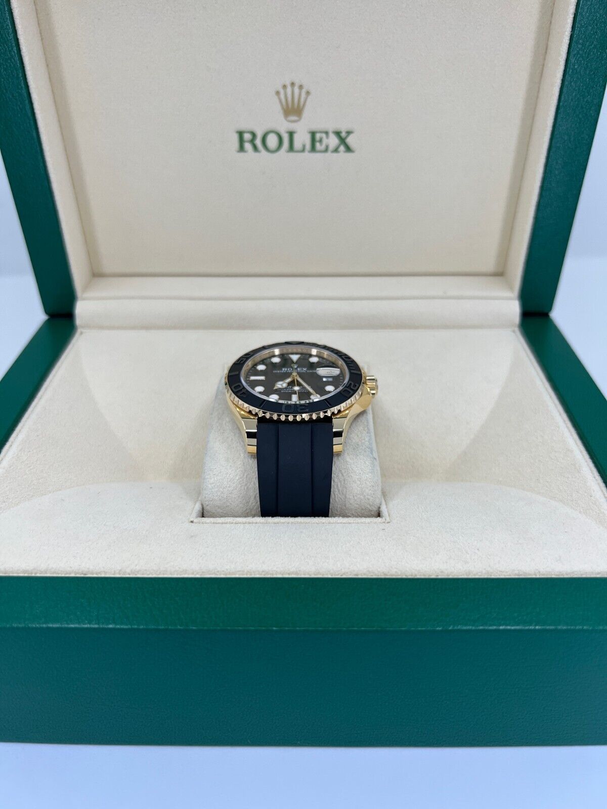 Rolex Yacht-master 42mm Men's m226659-0002 Rubber Band Black Dial