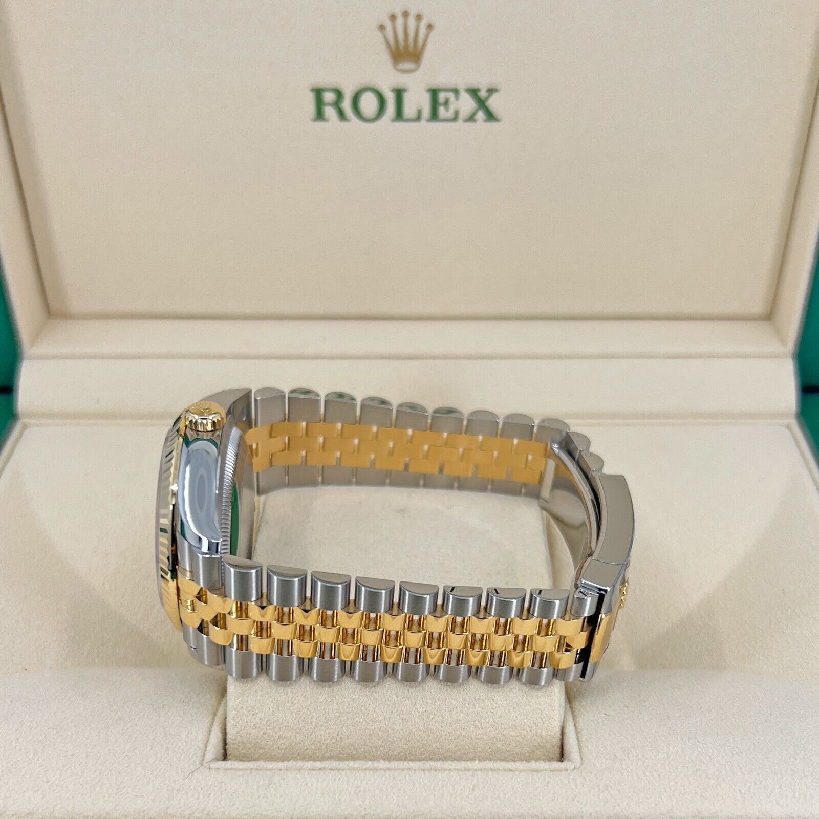 Rolex Datejust 36, 18K Yellow Gold and Stainless Steel, 36mm, Golden, Palm Motif Dial, Ref#126233-0037