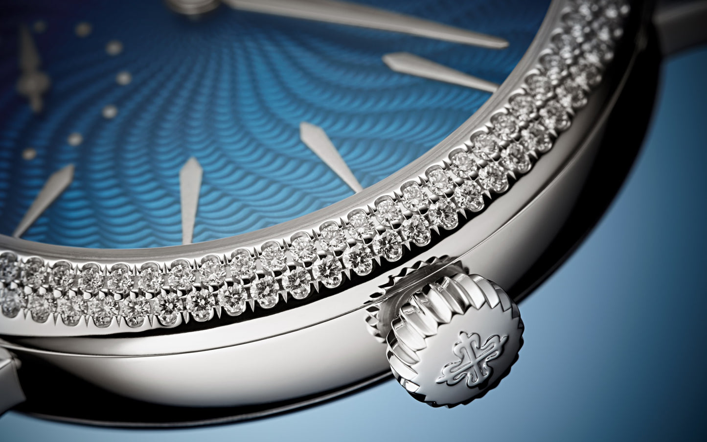 Ladies' Patek Philippe Grand Complication, 18k White Gold with set 194 Diamonds, 36mm, Ref# 7040/250G-001, Crown