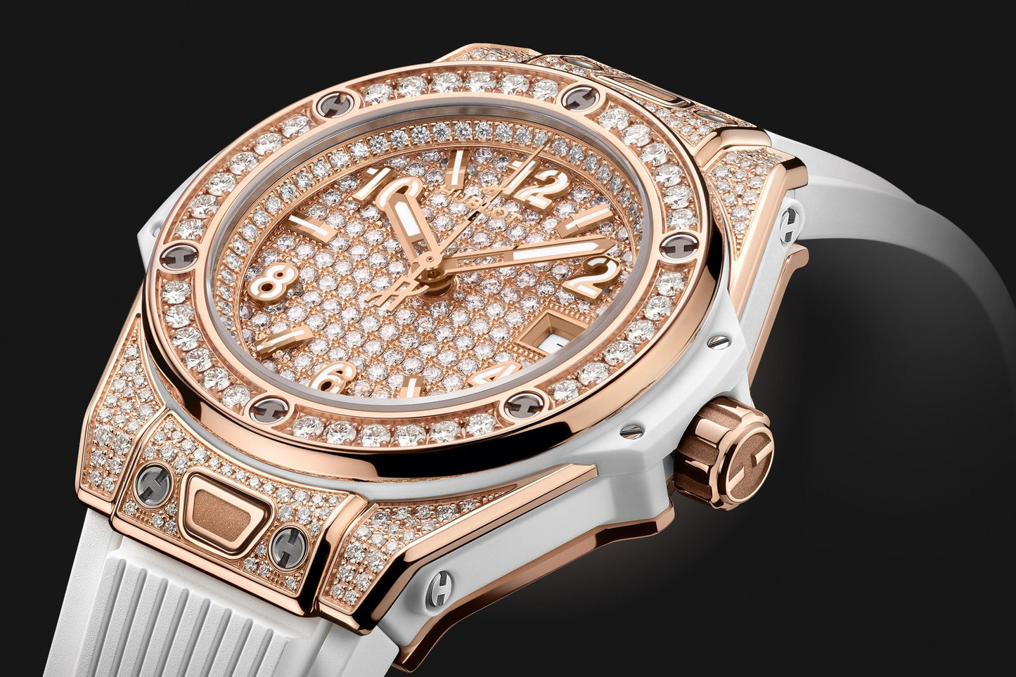 Side Hublot Big Bang ONE CLICK KING GOLD WHITE FULL PAVÉ Ref# 485.OE.9000.RW.1604