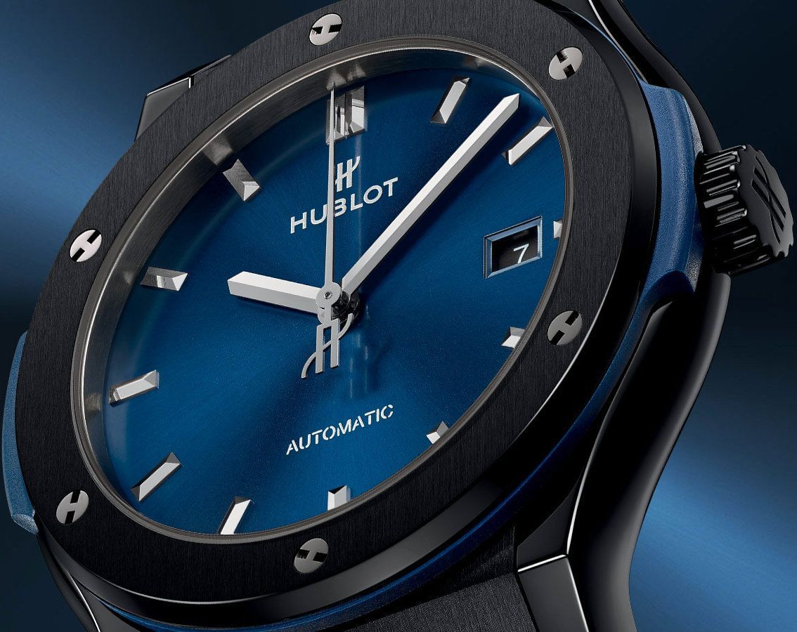 Hublot Classic Fusion Automatic 45mm Ceramic Blue, Ref# 510.CM.7170.CM, Bezel