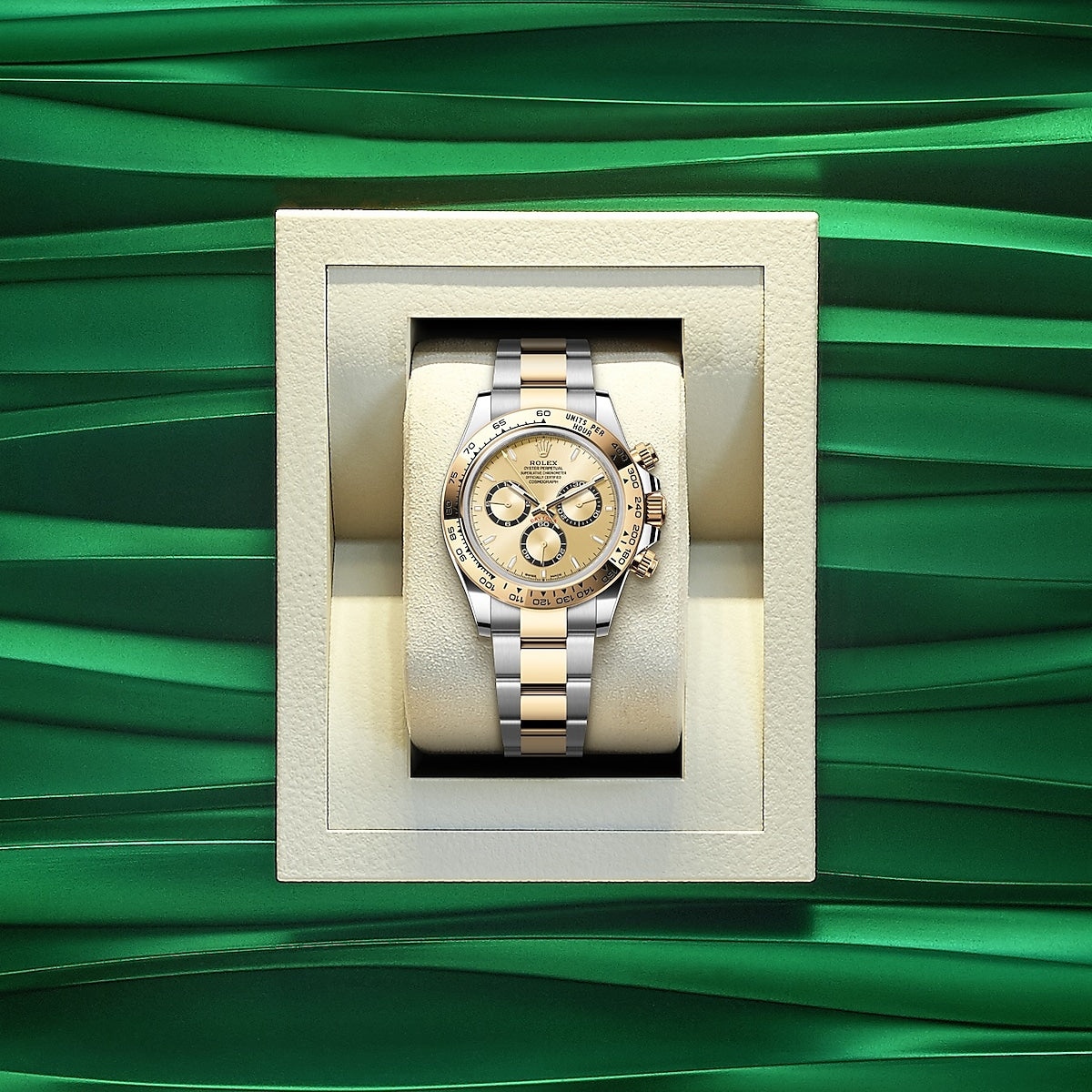 Rolex Cosmograph Daytona 40mm, Oystersteel and 18k Yellow Gold, Ref# 126503-0004, Watch in a box