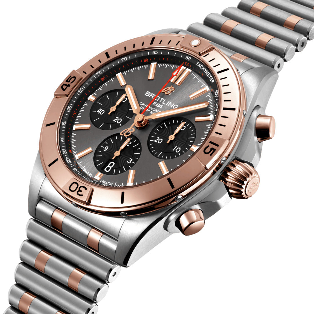 Breitling Chronomat B01 42, Ref# UB0134101B1U1, Dial